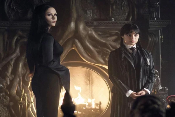 os-criadores-de-wednesday-explicam-o-que-aquele-cliffhanger-do-episodio--significa-para-a-parte--s